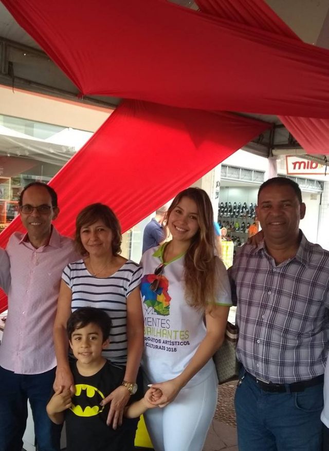 Itapetinga: Amanda Moura é a aniversariante do dia