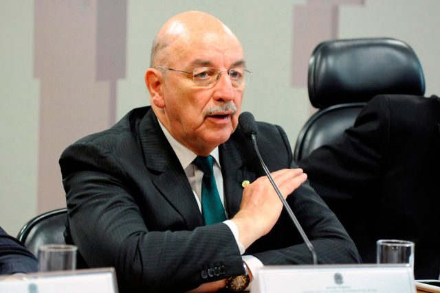 Ministro da Cidadania diz que 13º do Bolsa Família será pago este ano