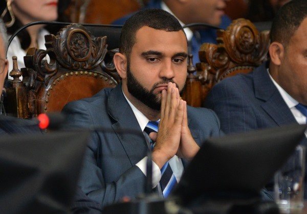 Insatisfeito e mirando 2020, PSC avalia deixar base de Neto