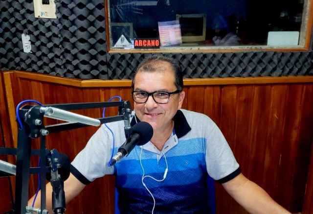 Itapetinga: Geraldo Trindade deixa Secretaria de Educação; Ieda Xavier e a nova Secretária de Educação.