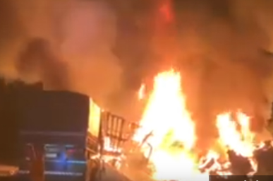 Urgente: Grave acidente próximo a Conquista, carreta pegou fogo