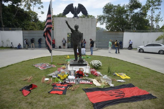 Dirigentes do Flamengo não comparecem à reunião sobre tragédia do Ninho