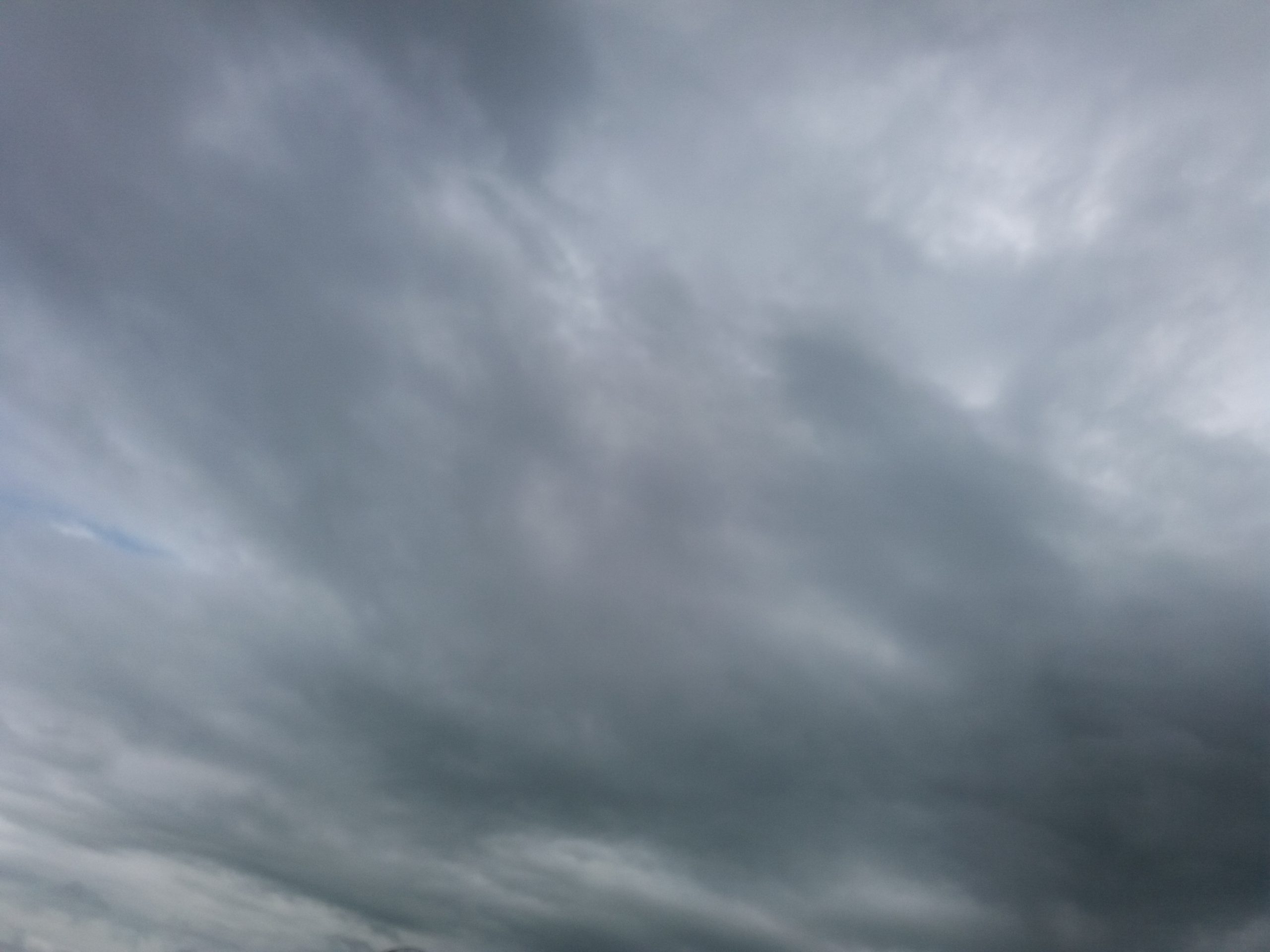 Barulho no céu intriga internautas e assunto movimenta redes sociais no Brasil