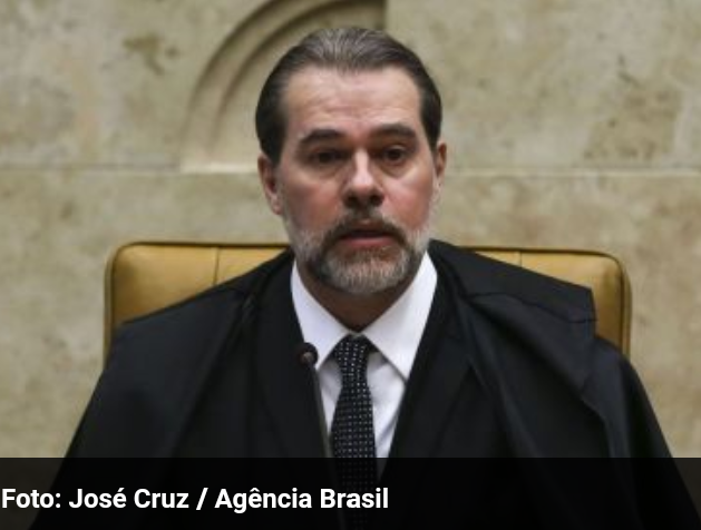 Dias Toffoli é hospitalizado com sintomas de Covid-19 e se afasta do STF