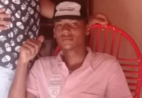 Urgente em Conquista: Jovem que surtou ao descer de van em viagem foi encontrado