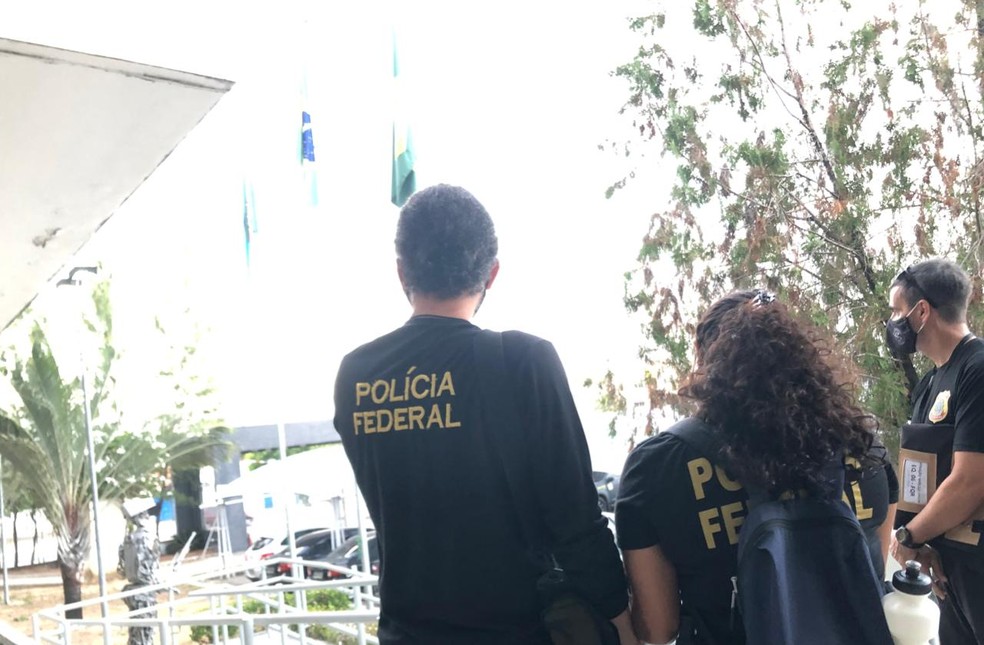 Polícia Federal investiga R$ 2 bi em compras suspeitas na pandemia