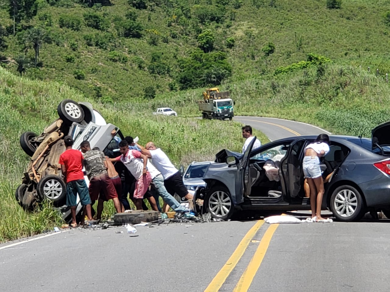 Tragédia na região: Identificadas 3 pessoas que morreram em acidente na BA-680