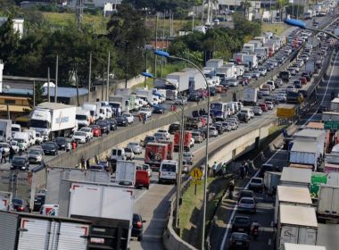 Greve dos caminhoneiros está prevista para 1º de fevereiro, diz presidente da ANTB