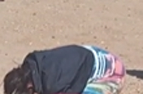 Tristeza em Conquista: Em vídeo, mãe se desespera ao ver filho assassinado no Miro Cairo