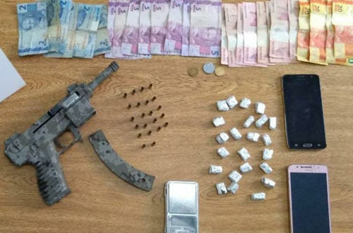 Barra Do Choça: Dois homens suspeitos de ‘ostentar’ submetralhadora nas redes sociais são presos