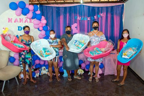Prefeitura realiza Chás de Bebê para entrega de quase 100 kits natalidade