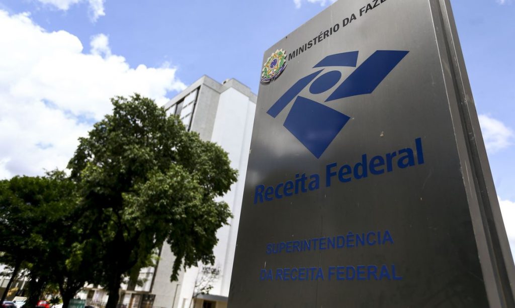 Arrecadação federal cresce 12,9% e bate recorde em setembro