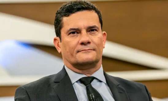 Em discurso, Moro diz que há pessoas boas em todos os partidos, da esquerda ao centrão