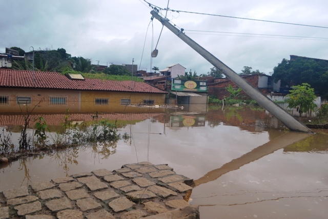 Governo federal repassa R$ 3,9 milhões para cidades atingidas pelas chuvas na Bahia