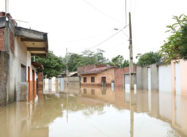 Caixa vai liberar FGTS para cidades atingidas pelas chuvas na Bahia e em Minas