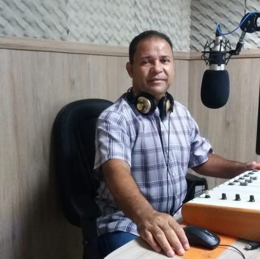 Itapetinga: Hoje é Aniversário do Radialista Jeremias Pereira