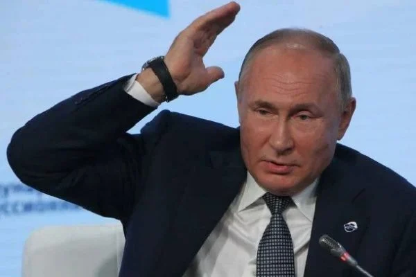 Putin assina saída da Rússia de tratado que proíbe testes com armas nucleares