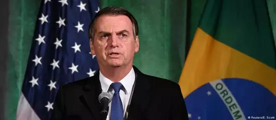 Bolsonaro evita dizer se aceitará eventual derrota em outubro