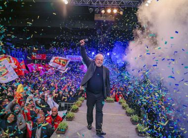 Campanha de Lula emite ofício e sugere três debates em formato conjunto