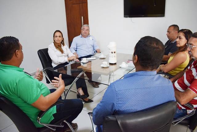 Itapetinga: Vereadores se reúnem com diretor médico e coordenadora do Hospital Cristo Redentor