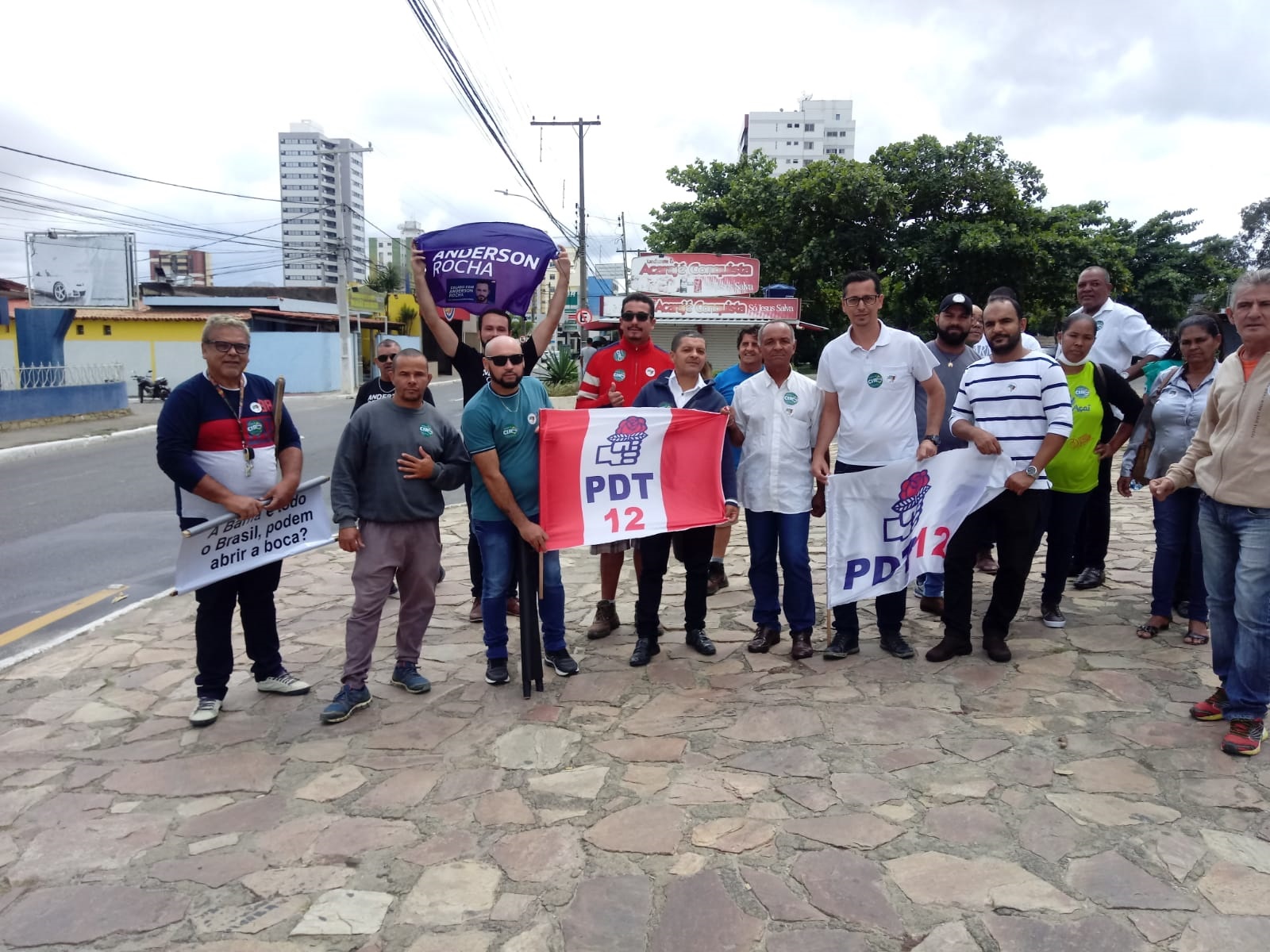 Sindicalista e candidata a vice governadora de São Paulo, Gleides Sodré juntamente com o PDT de Vitória da Conquista convoca os Conquistenses para realizar o ato de apoio a Ciro Gomes no sábado (13/08).