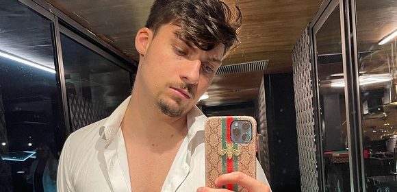 Filho mais novo de Bolsonaro, Jair Renan ganha cargo no Senado