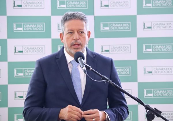 Arthur Lira promete votar 13 medidas provisórias na próxima semana