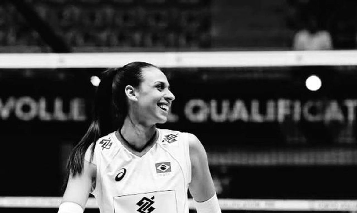 Ana Paula Borgo, ex-seleção brasileira de vôlei, morre aos 29 anos