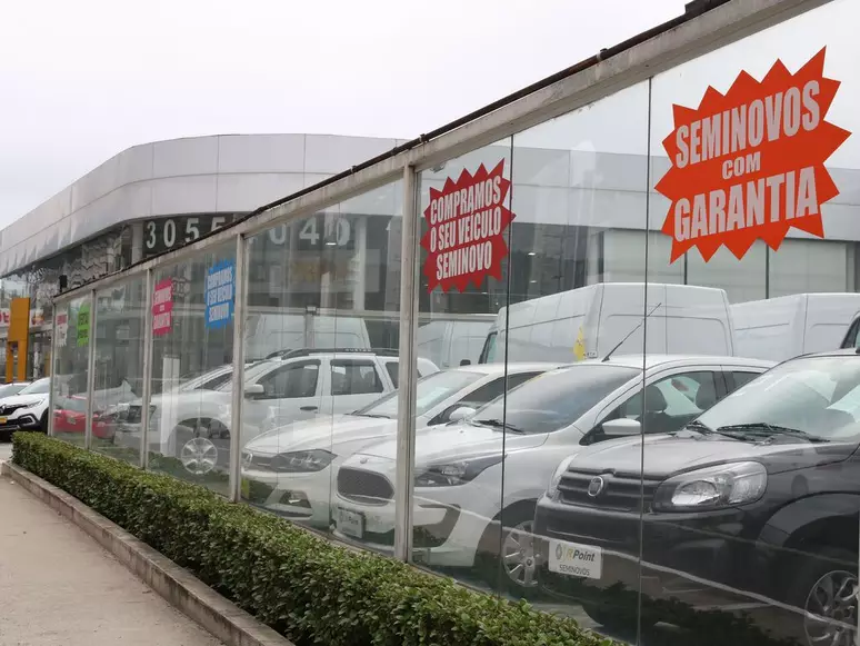 Carros Seminovos 1.0 já desvalorizaram 5% e tendência é de queda maior