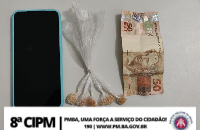 8ª CIPM: 3º Pelotão Apreende Crack e Conduz  Dupla á Delegacia