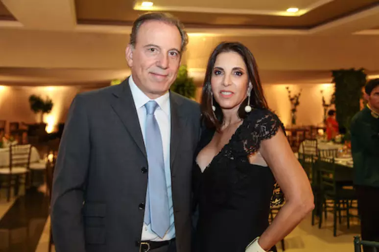 Banqueiro bilionário é achado morto ao lado da esposa em São Paulo