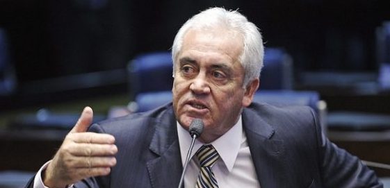 Nome de Otto Alencar surge como possibilidade para presidir o Senado