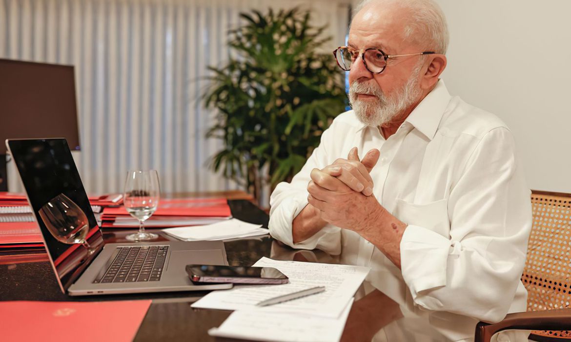 Lula chama líderes do Senado para reunião na quarta, diz colunista
