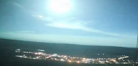 De Salvador até Belo Horizonte: Clarão de meteorito apareceu em raio de quase dois mil quilômetros