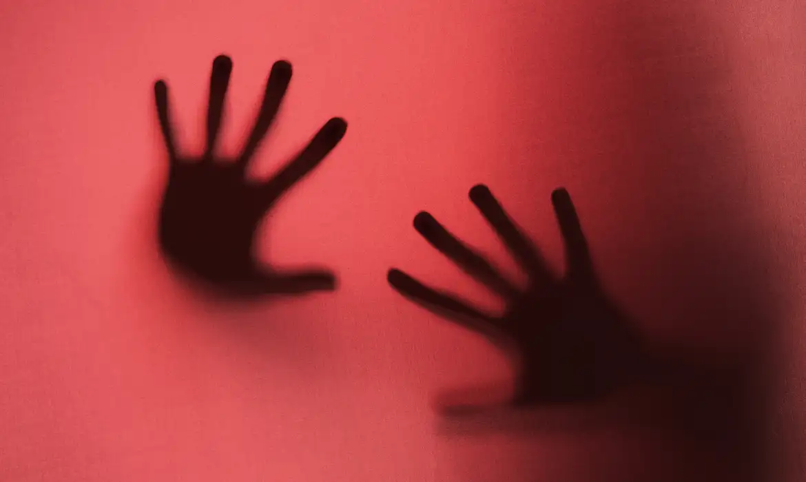 Homicídios crescem para mulheres negras e caem para não negras;  É o que revela pesquisa do Ipea