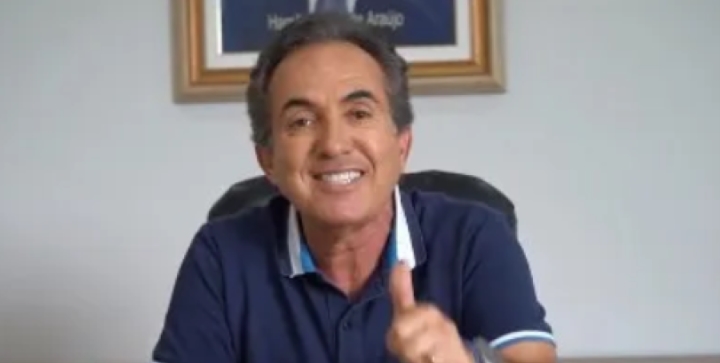 Prefeito de Conceição do Coité veta reajuste de quase 73% no salário dos vereadores