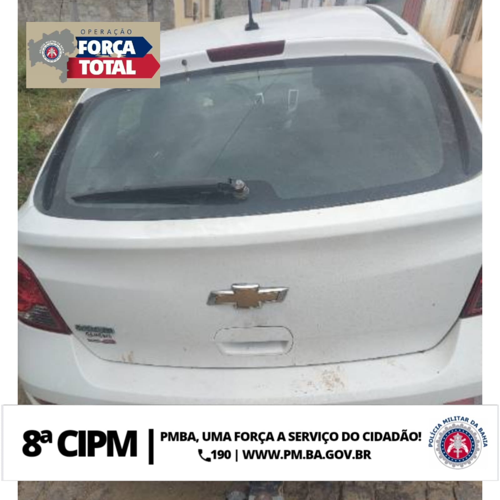 8ª CIPM Recupera Carro Com Restrição de furto/roubo na Cidade de Eunápolis