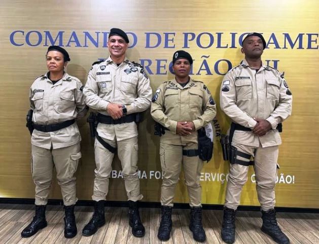 Três policiais da 8ª CIPM/Itapetinga foram homenageados na Parada Militar em Ilhéus