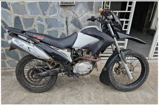 Itambé: 3° Pelotão da 8ª CIPM Apreende Moto com Sinal Identificador Adulterado