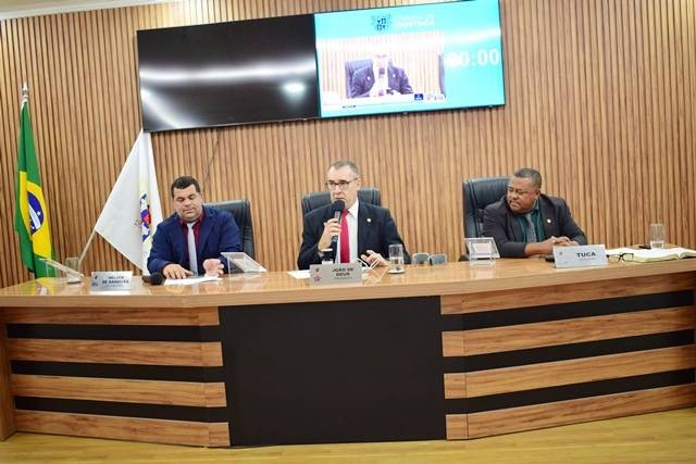 Itapetinga: confira matérias legislativas aprovadas nesta terça-feira (29)