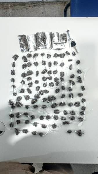 Dupla com Dezenas de Porções de Maconha é Surpreendida por Guarnição da 8ª CIPM no Bairro Américo Nogueira