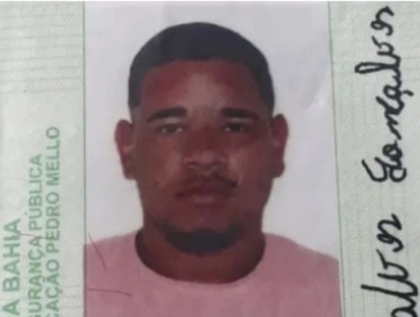 Interior da Bahia: Jovem é morto a tiros após fazer publicação com gesto associado a facção criminosa