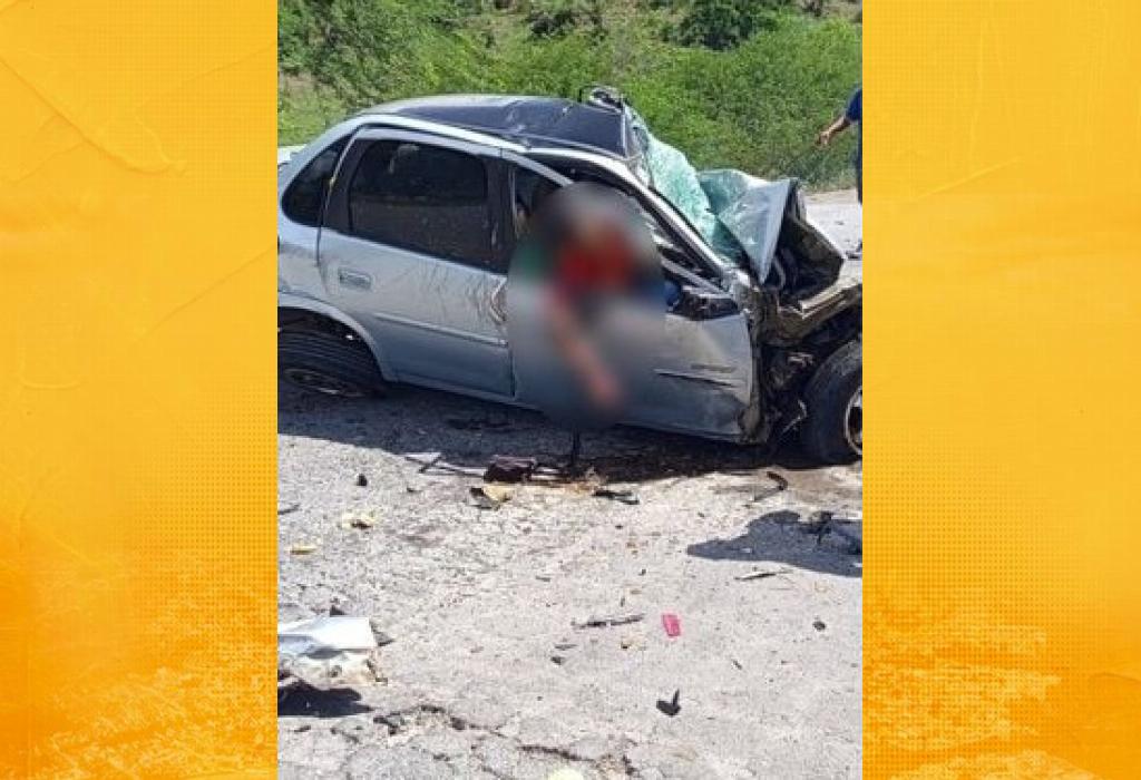 Grave acidente deixa seis mortos, incluindo três crianças