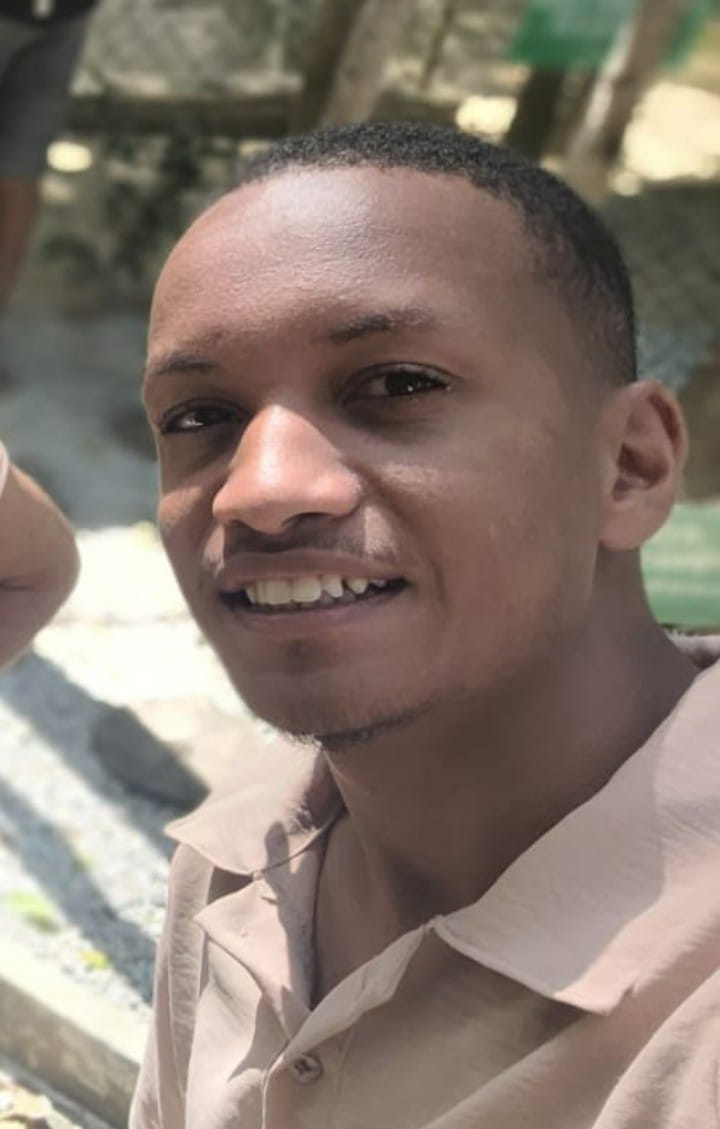 Itapetinga: Corpo de Ciro Está Sendo Velado no Cemitério Bosque da Paz