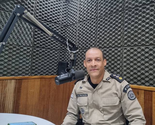 Itapetinga: Comandante da 8ªCIPM concede entrevista ao programa Sertão Moderno na Rádio Fascinação 92.3 FM