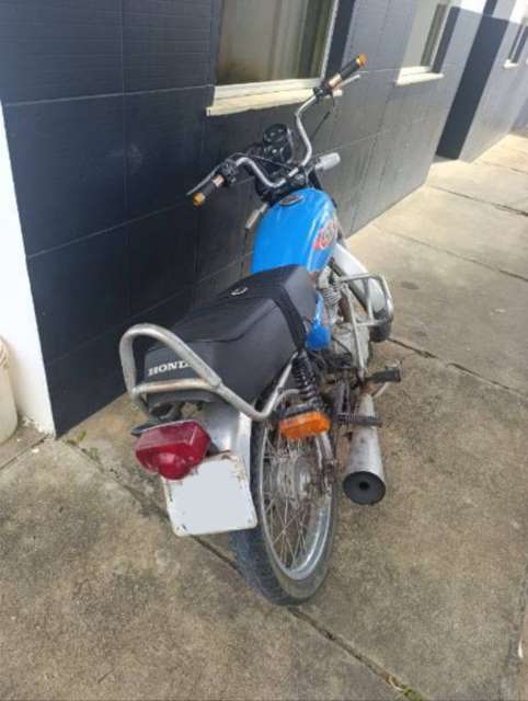 Guarnição da 8ª CIPM Apreende Motocicleta Durante Operação Força Total em Macaraní