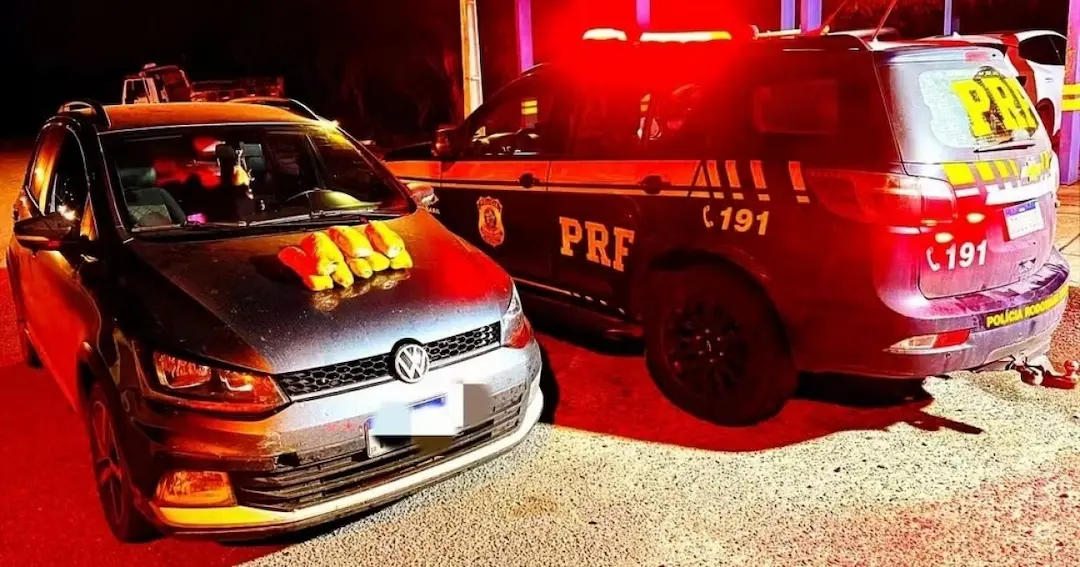Quatro mulheres são presas com oito quilos de maconha em compartimento de airbag na BR-324