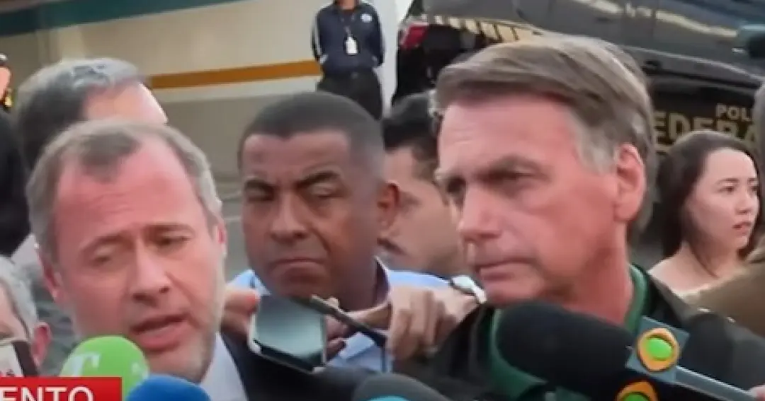 Bolsonaro confirma transferência de R$ 2 milhões a filho nos EUA via Pix: “Dinheiro é meu e é limpo”