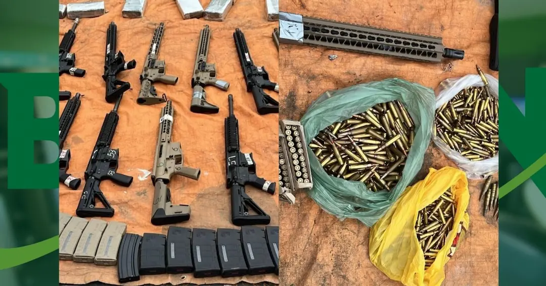 Polícia Civil apreende 22 fuzis e tabletes de cocaína