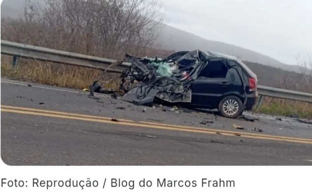Acidente entre carro e carreta deixa motorista morto em trecho do município de Brejões